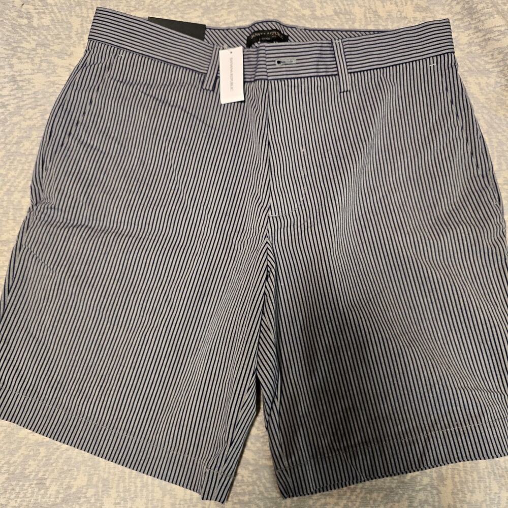 NWT Banana Republic Aiden Shorts Mens 32 Blue Striped Cotton Beach Vacation